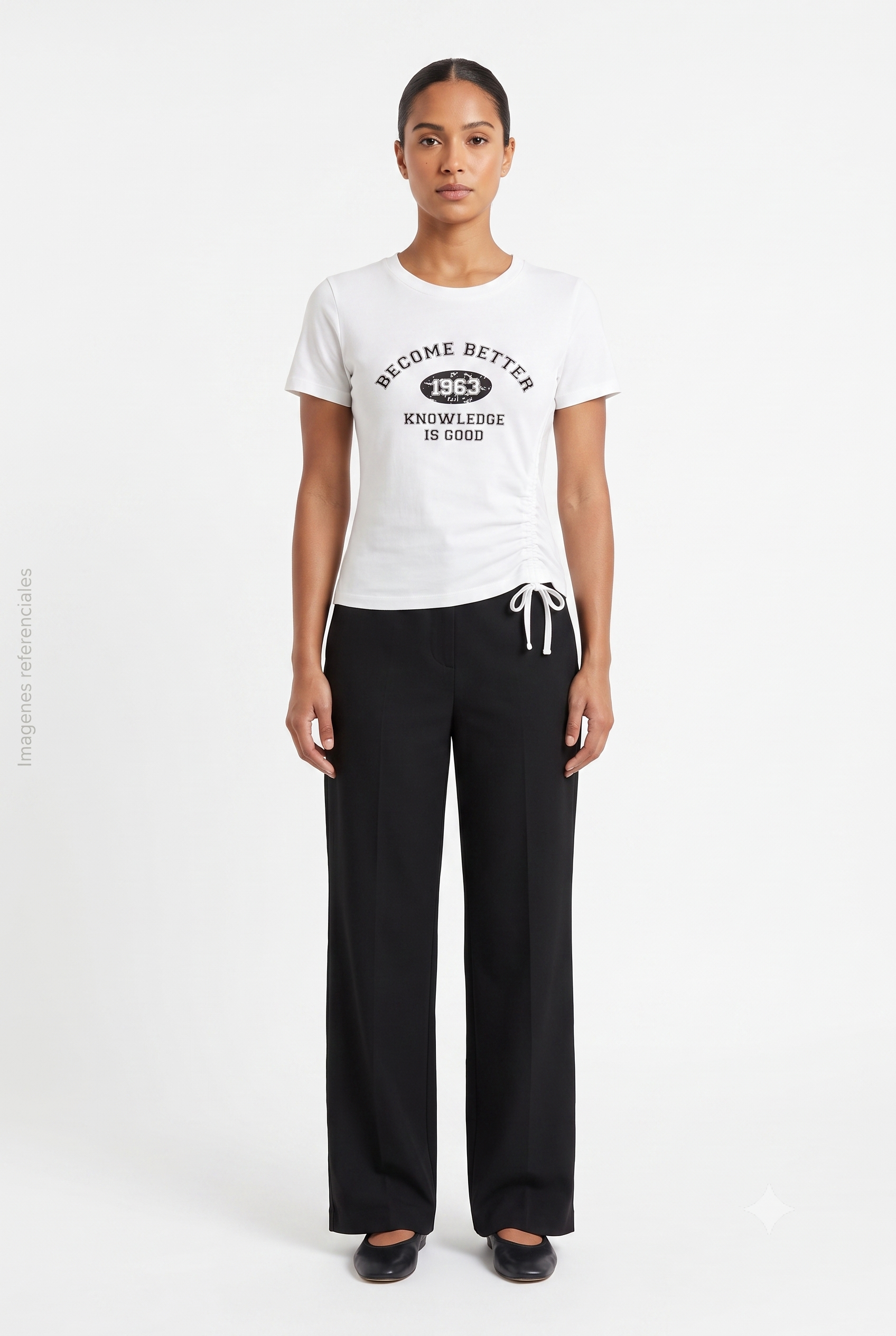 Camiseta Blanca Estampada con Fruncido Lateral DAZY