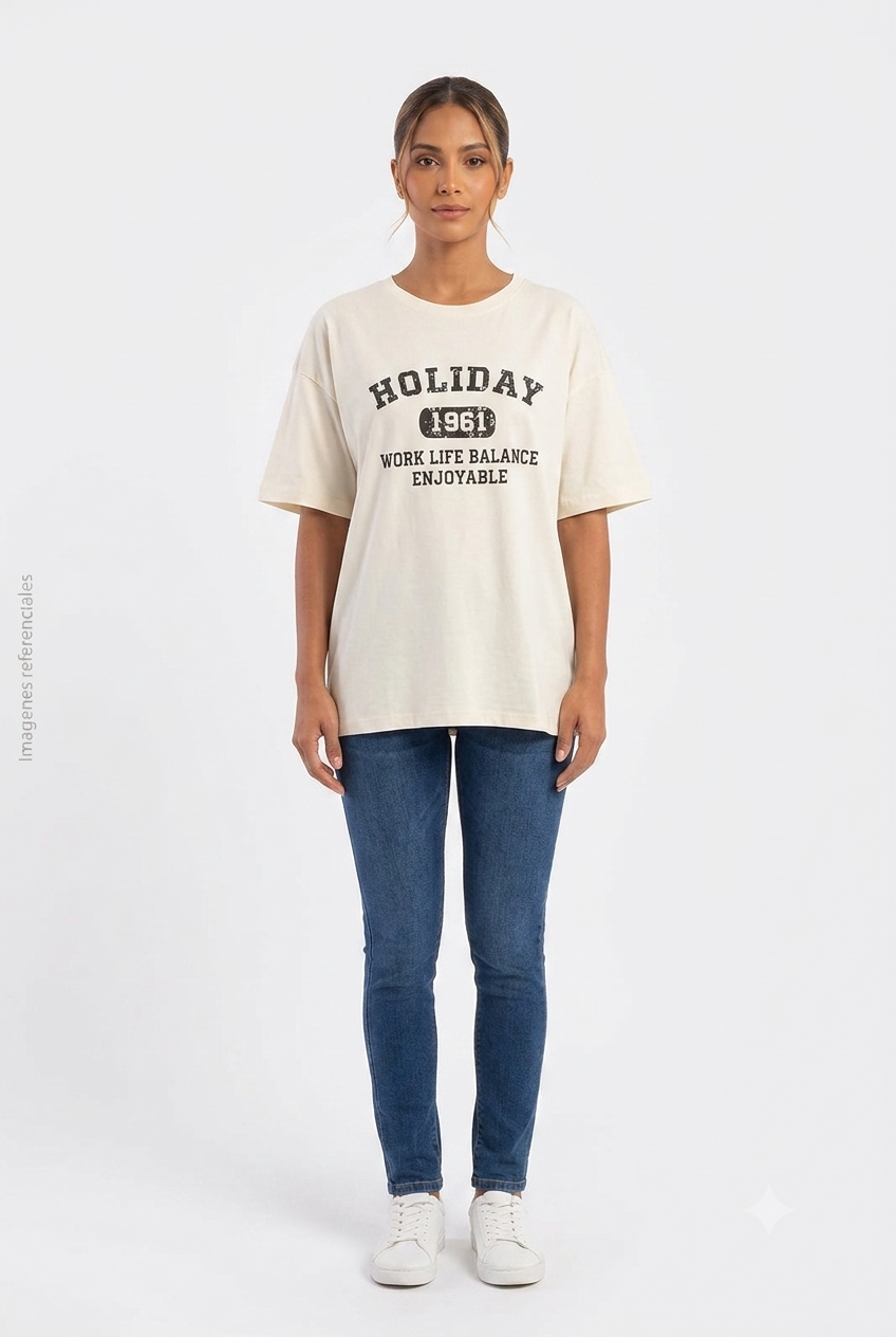 Camiseta Crema Oversized Estampado HOLIDAY 1961 DAZY